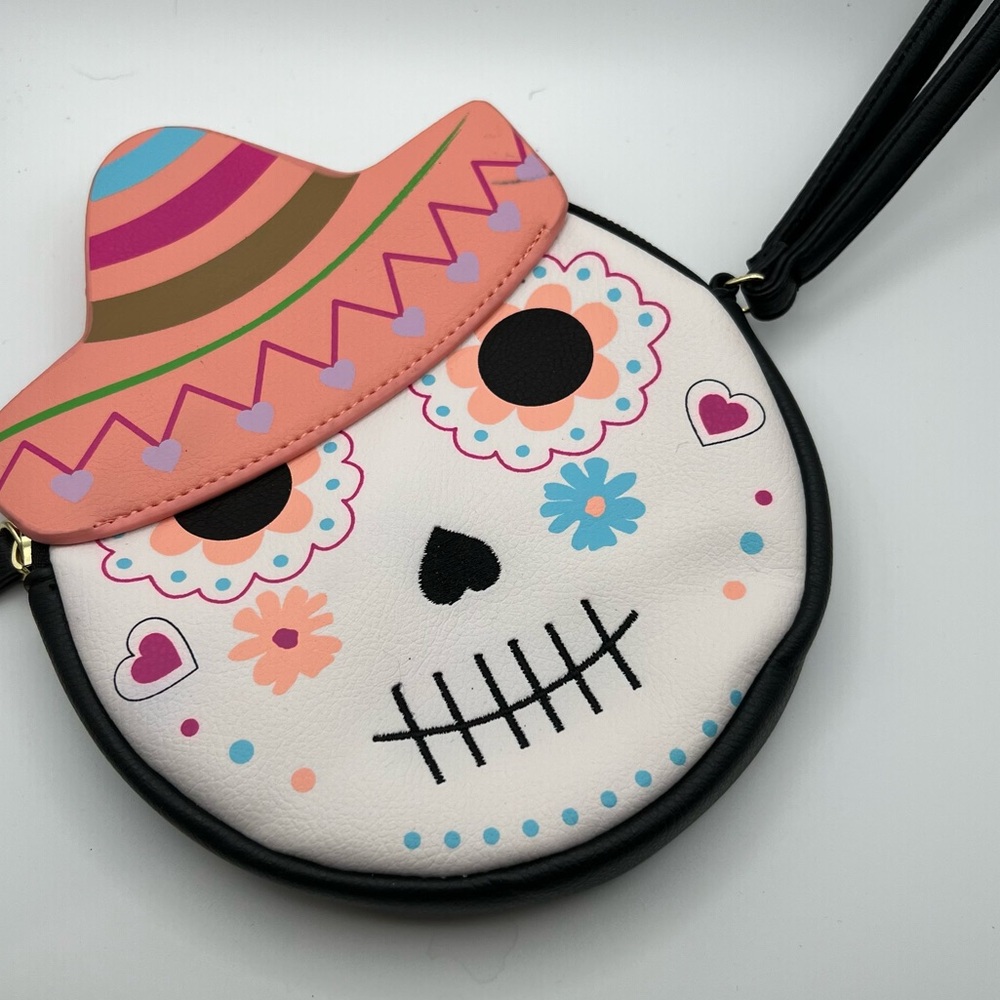 Luv Betsey Johnson Wristlet Coin Purse Dia De Los Muertos Skull Skeleton Zip 6"